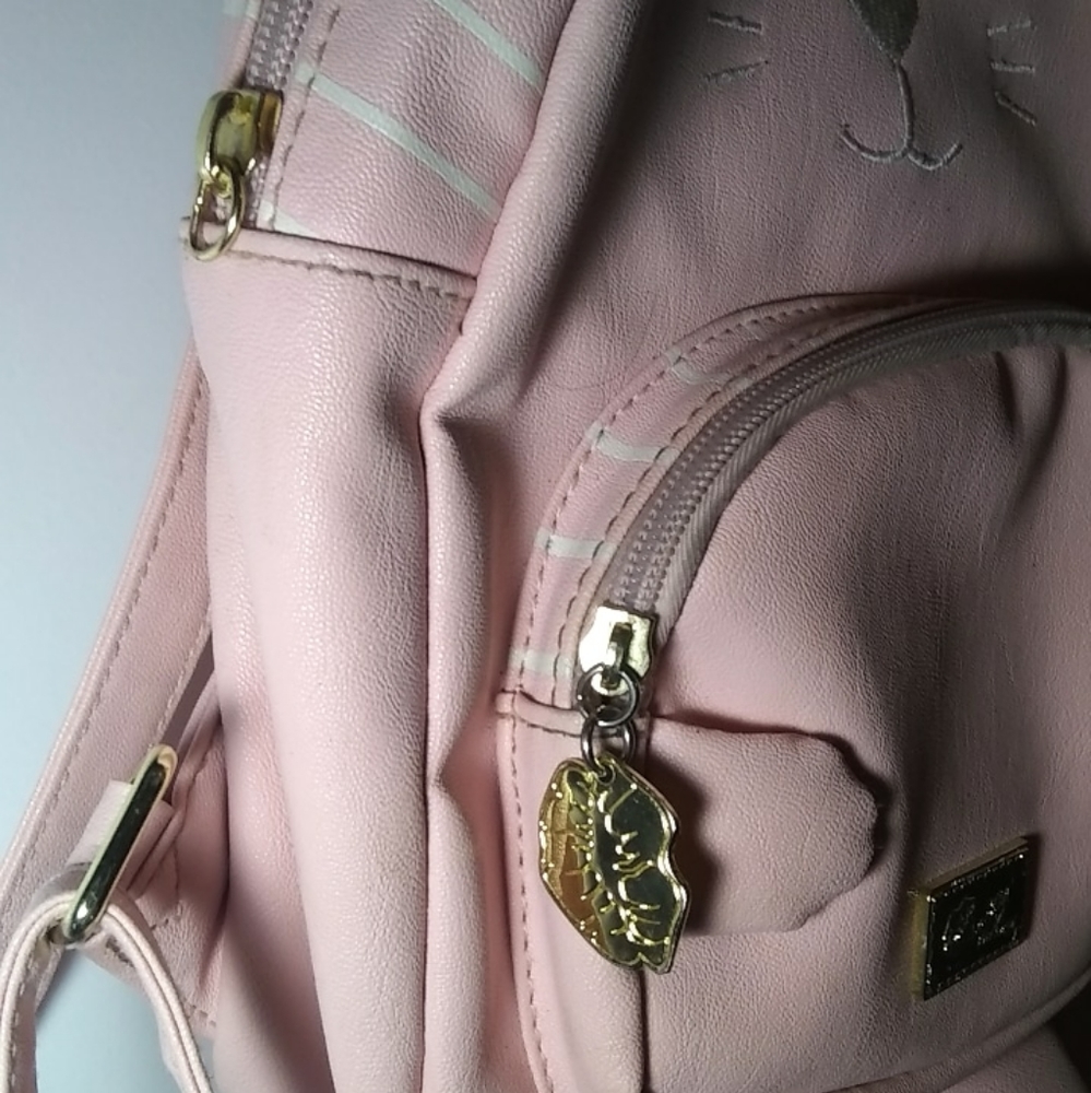 Minnie backpack - Picture 3 of 3